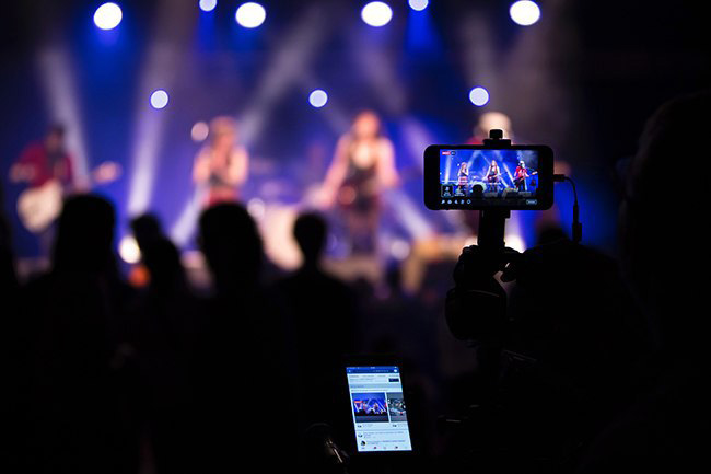 [Jubilee columns] Unfolding Praise: 3. The History of Praise in Christian Worship: Tracing the Development and Influences