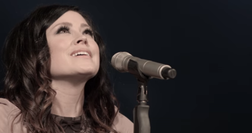 Artist Spotlight: Kari Jobe